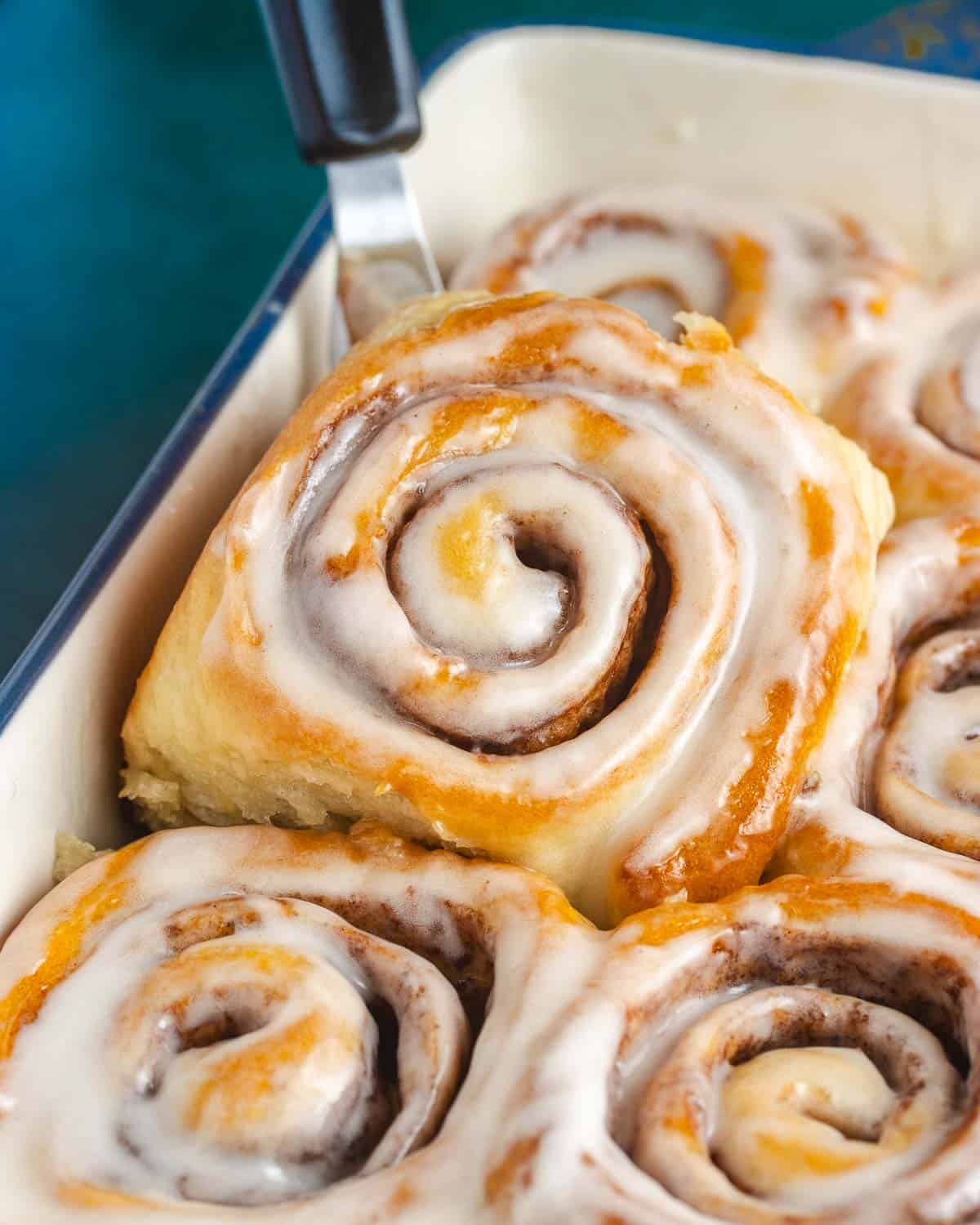 Foolproof Vegan Cinnamon Rolls: Soft, Fluffy & Non-Vegan Approved